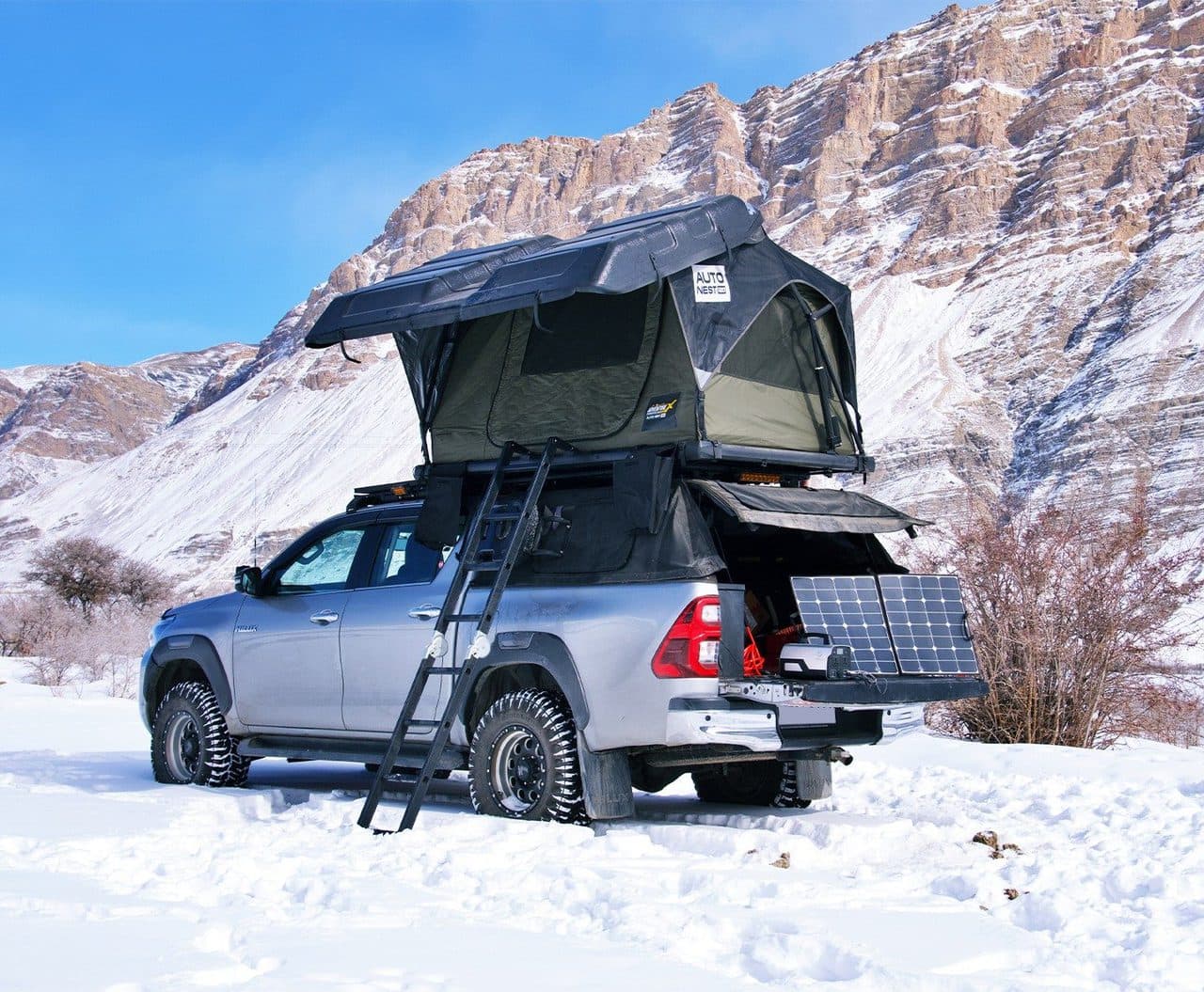 AutoNest 120 auto-deploying rooftop tent