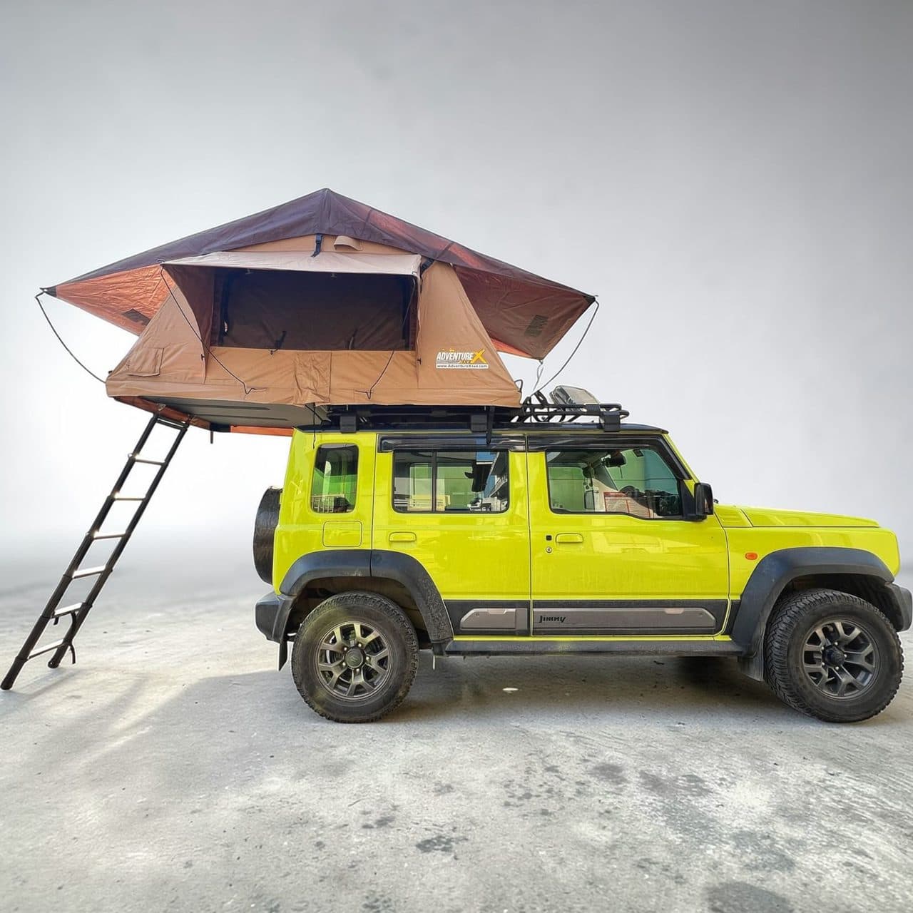 CampTop 300Lux – Premium Softshell Rooftop Tent